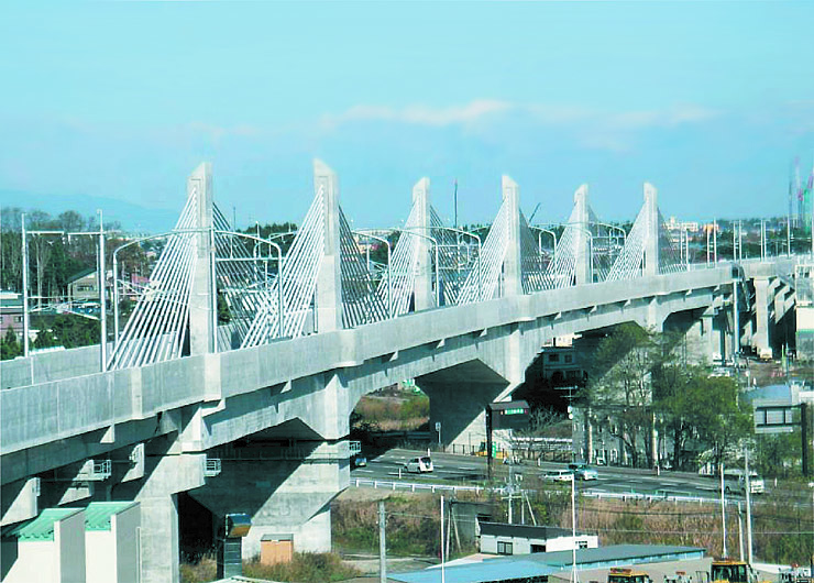 東北新幹線 三内丸山架道橋