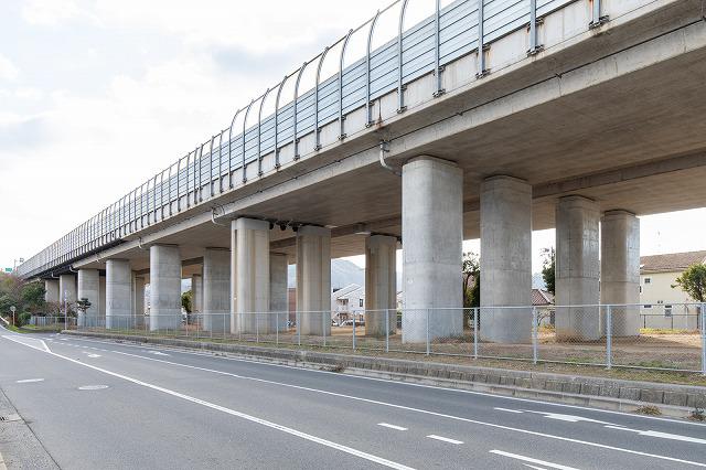 山陽自動車道　川内高架橋他２橋耐震補強工事